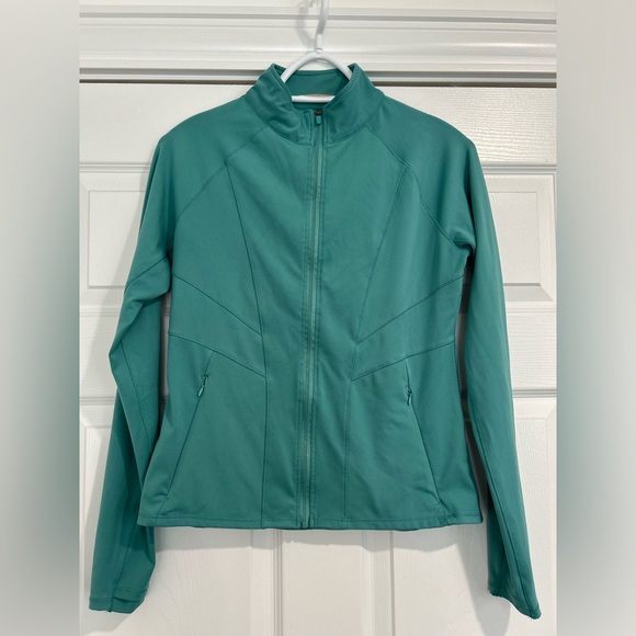 Sweaters - Women's size Medium Titin zip up